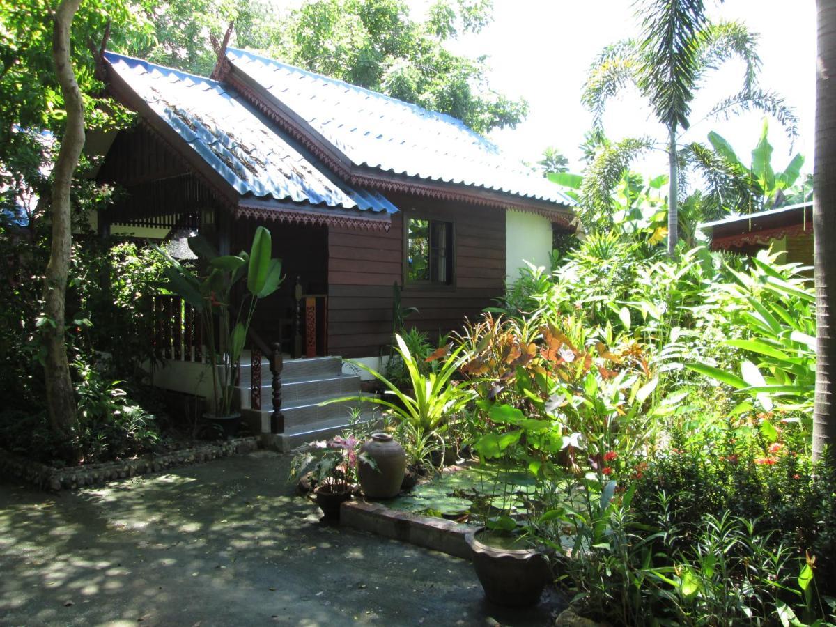 Happiness Resort Sukhothai Exterior photo