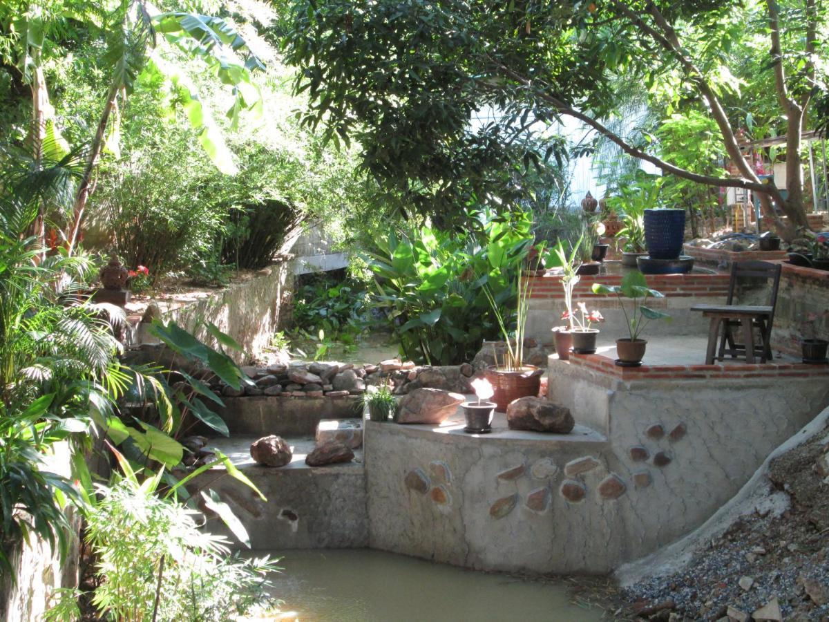 Happiness Resort Sukhothai Exterior photo