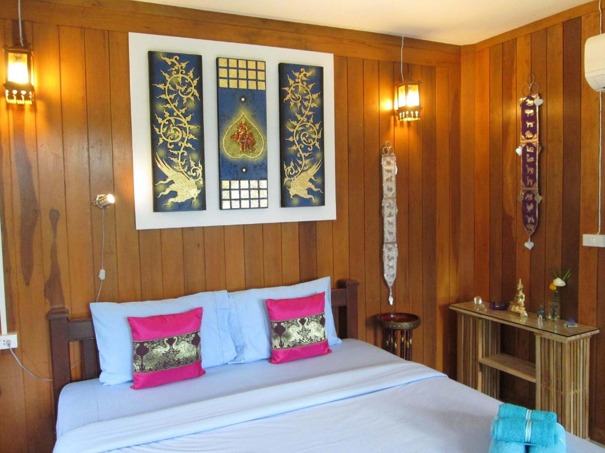 Happiness Resort Sukhothai Exterior photo