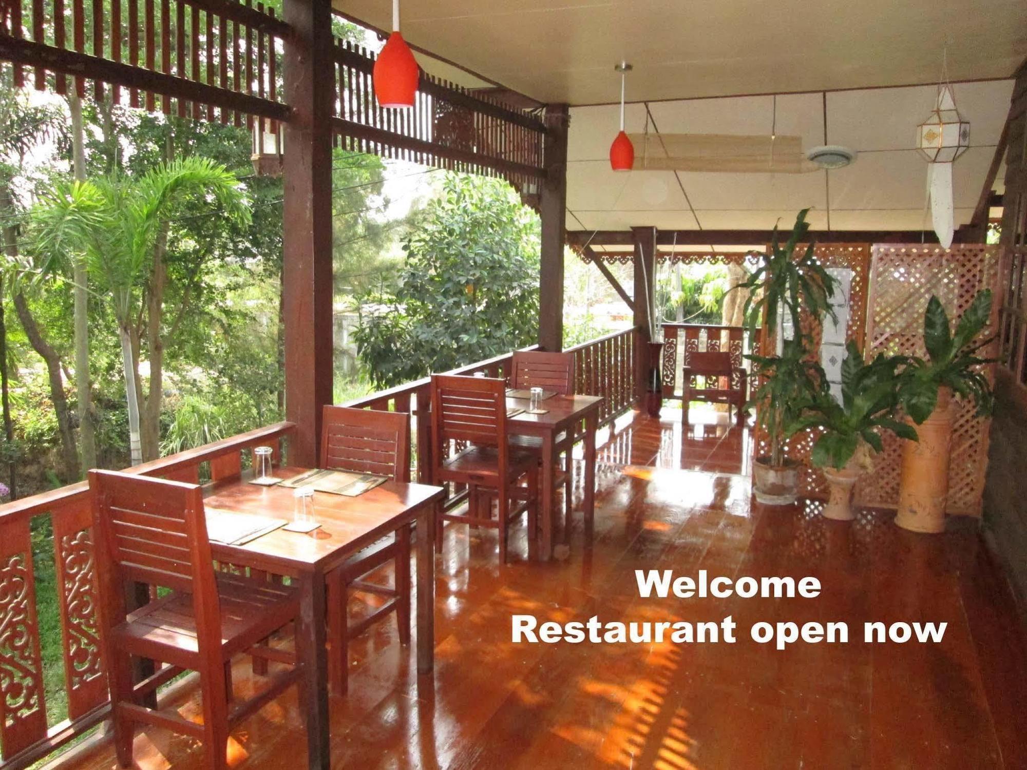 Happiness Resort Sukhothai Exterior photo
